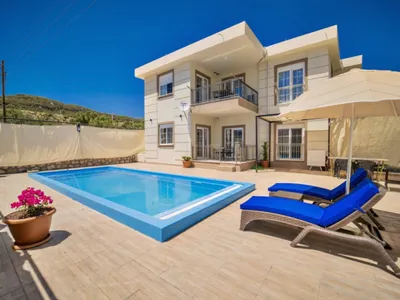 Search and Stay destination Ikizce, Antalya - Türkiye from AU$ 209. Villa Sakayik