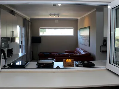 Search and Stay destination Kenton-on-Sea, EC - South Africa from AU$ 161. Cloud 9 : Where you can daydream