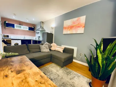 Search and Stay destination Broomhall, England - United Kingdom from AU$ 229. West One-Living