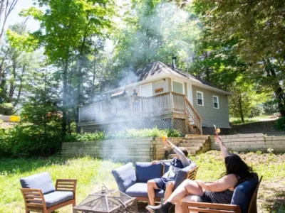 Search and Stay destination Cloyne, ON - Canada from AU$ 384. Riverview Cottage - Myers Cave Resort