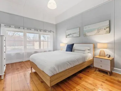 Search and Stay destination Redan, VIC - Australia from AU$ 254. Miner Cottage: Charming Country Escape in Ballarat