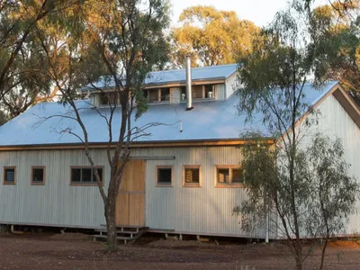 Search and Stay destination Torrumbarry, VIC - Australia from AU$ 380. Shearing Shed House, Echuca. Flat rate 8 guests