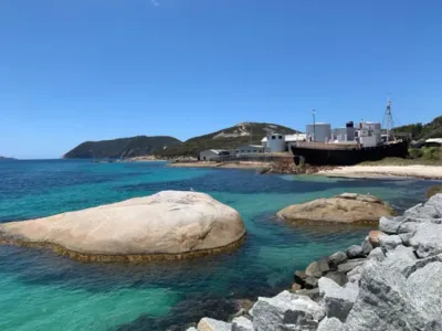 Search and Stay destination Middleton Beach, WA - Australia from AU$ 240. Middleton Beach Front Apartment - Unit 4