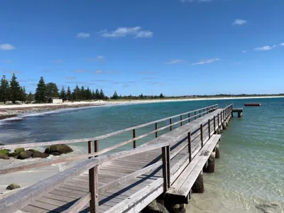 Search and Stay destination Middleton Beach, WA - Australia from AU$ 240. Middleton Beach Front Apartment - Unit 6
