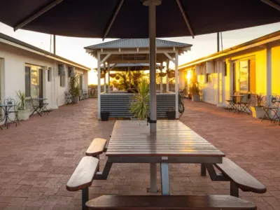 Search and Stay destination Kalbarri, WA - Australia from AU$ 240. Pelican Beach Front Apartments - Unit 3