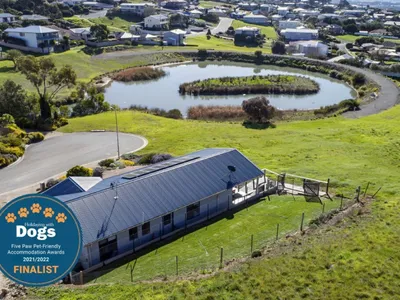 Search and Stay destination Encounter Bay, SA - Australia from AU$ 155. Lake & Reserve Front Bird Haven - 3BR