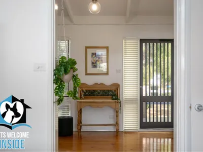 Search and Stay destination Port Elliot, SA - Australia from AU$ 175. 3BR Updated Coastal Beach House in Funky Pt Elliot