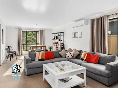 Search and Stay destination Encounter Bay, SA - Australia from AU$ 195. Big House with Views and Fab Pop Culture Vibe
