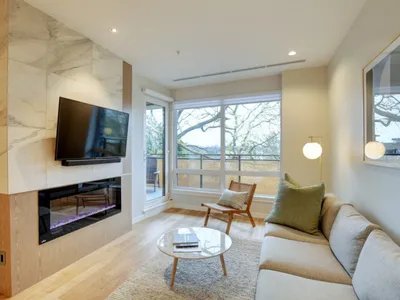 Search and Stay destination Victoria, BC - Canada from AU$ 153. The Oaks