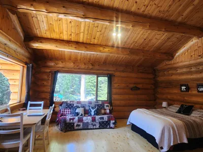 Search and Stay destination Yellowhead County, AB - Canada from AU$ 299. Rocky Mountain Escape