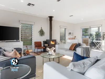 Search and Stay destination Middleton, SA - Australia from AU$ 309. Coastal Style Pavilion House, Sea Views, Big Decks