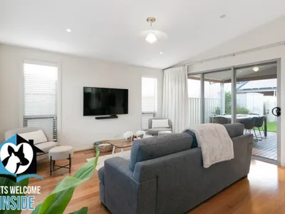 Search and Stay destination Victor Harbor, SA - Australia from AU$ 205. Light Filled Modern & Stylish 3BR Holiday Home