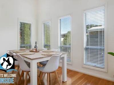 Search and Stay destination Victor Harbor, SA - Australia from AU$ 205. Light Filled Modern & Stylish 3BR Holiday Home