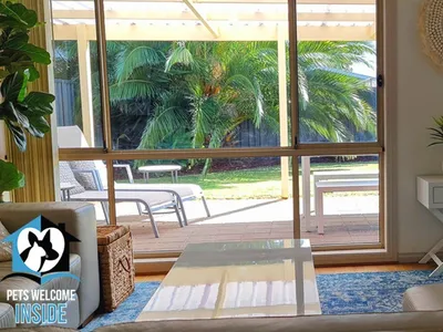 Search and Stay destination Aldinga Beach, SA - Australia from AU$ 195. Coastal Vibe, 4 beds | Short Walk to the Beach