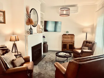 Search and Stay destination Port Fairy, VIC - Australia from AU$ 475. Edge17 Historic Cottage