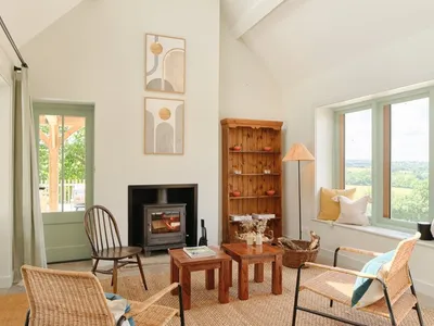 Search and Stay destination Rotherfield, England - United Kingdom from AU$ 1,743. Castle Hill Cottage