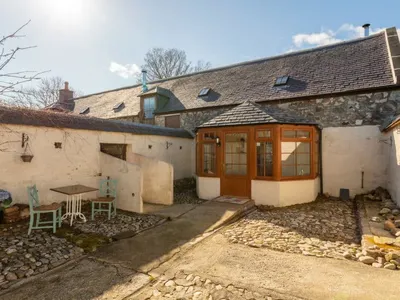 Search and Stay destination Huntly, Scotland - United Kingdom from AU$ 368. Swallow Cottage
