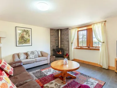 Search and Stay destination Huntly, Scotland - United Kingdom from AU$ 368. Swallow Cottage
