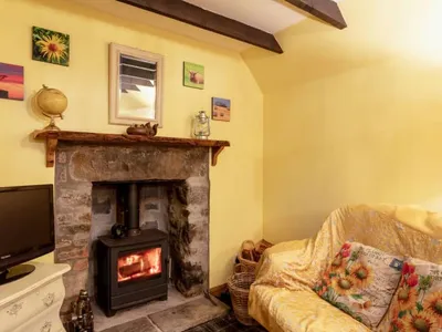 Search and Stay destination Huntly, Scotland - United Kingdom from AU$ 232. Sunflower Cottage