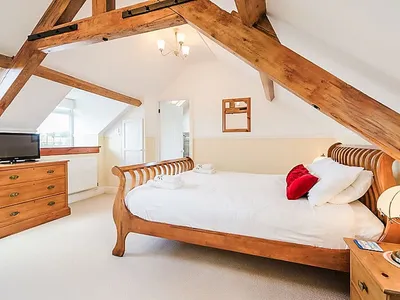 Search and Stay destination Saint Martin, England - United Kingdom from AU$ 277. 1 School Cottages