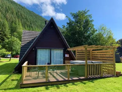 Search and Stay destination South Laggan, Scotland - United Kingdom from AU$ 1,171. Lodge 4