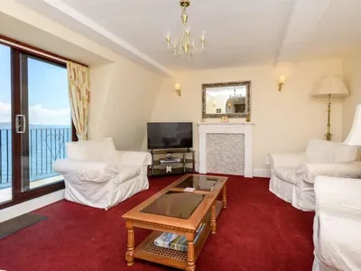 Search and Stay destination Looe, England - United Kingdom from AU$ 424. Rock Towers