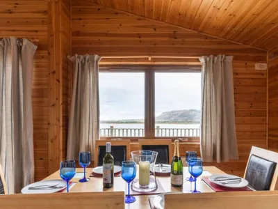Search and Stay destination Kinross, Scotland - United Kingdom from AU$ 550. Loch Leven Lodge 12