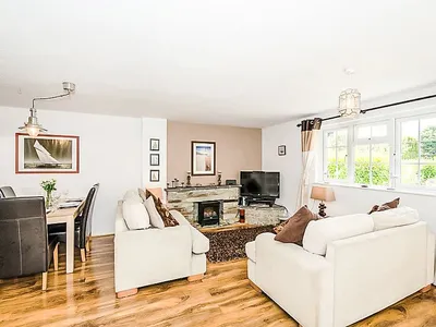 Search and Stay destination Millendreath, England - United Kingdom from AU$ 153. Rosemary