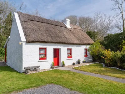 Search and Stay destination The Neale, MO - Ireland from AU$ 173. The Neale