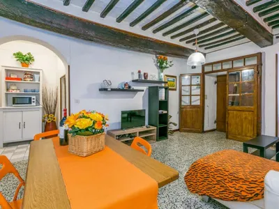 Search and Stay destination Montecatini Val di Cecina, Toscana - Italy from AU$ 113. La Vecchia Bottega