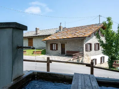 Search and Stay destination Vetan, Valle d'Aosta - Italy from AU$ 110. Vetan