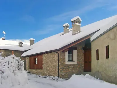 Search and Stay destination Valle d'Aosta, Valle d'Aosta - Italy from AU$ 172. Grand Sarriod