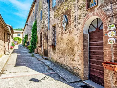 Search and Stay destination Provincia di Siena, Toscana - Italy from AU$ 174. La Ginestra