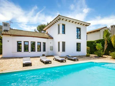 Search and Stay destination les Cansalades, VC - Spain from AU$ 420. Siegfried