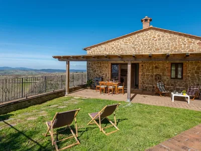 Search and Stay destination Provincia di Grosseto, Toscana - Italy from AU$ 272. Civitella