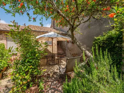 Search and Stay destination La Cava, Toscana - Italy from AU$ 229. Carola