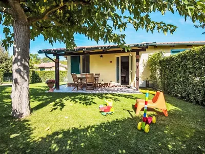Search and Stay destination Province of Livorno, Tuscany - Italy from AU$ 203. Villaggio Mare Verde