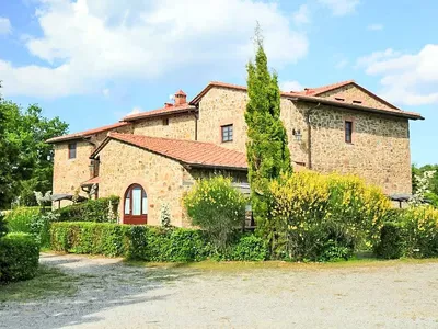 Search and Stay destination Provincia di Siena, Toscana - Italy from AU$ 493. Lo Scoiattolo n° 10