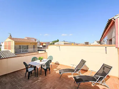 Search and Stay destination Castelló d'Empúries, CT - Spain from AU$ 309. Puigmal