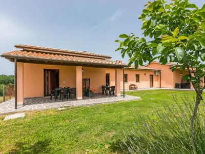 Search and Stay destination Province of Grosseto, Tuscany - Italy from AU$ 246. Trilocale Sorano 2