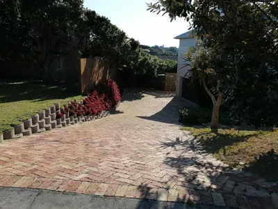 Search and Stay destination Kenton-on-Sea, EC - South Africa from AU$ 360. ELLIOT 22, 100m from beach & river mouth