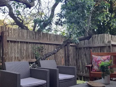Search and Stay destination Kenton-on-Sea, EC - South Africa from AU$ 81. Firefly Cottage: Cosi nest tucked away in garden