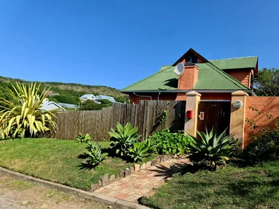 Search and Stay destination Kenton-on-Sea, EC - South Africa from AU$ 270. Milky Way: Home with large garden, firepit & stars