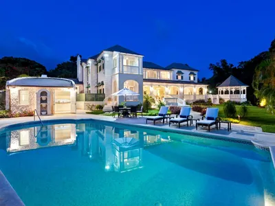 Search and Stay destination Holetown, Saint James - Barbados from AU$ 6,006. Windward