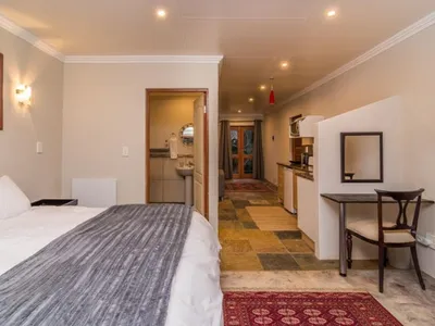 Search and Stay destination Victory Park, GP - South Africa from AU$ 77. Moonflower Cottages - Juliette Apartment 7