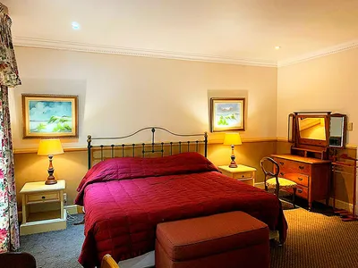 Search and Stay destination Arbor Park, LP - South Africa from AU$ 122. Sherwood's Country House , Agatha Deluxe 4