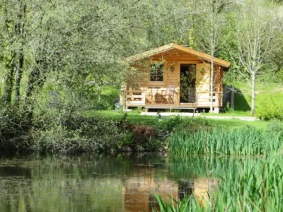 Search and Stay destination Greenbottom, England - United Kingdom from AU$ 267. Secluded Cornish Retreat Lovely Lakeside Gardens