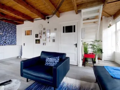 Search and Stay destination Amsterdam-Centrum, NH - Netherlands from AU$ 229. Penthouse Royal Blue