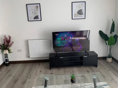 Search and Stay destination Essex, England - United Kingdom from AU$ 312. Raphvin Apex Abode - Two bedroom apartment/parking