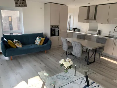 Search and Stay destination Essex, England - United Kingdom from AU$ 312. Raphvin Apex Abode - Two bedroom apartment/parking